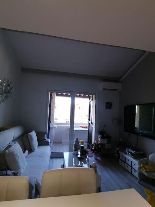 Apartment Magnifique Duplex Face A La *